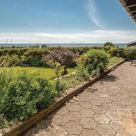 Semesterbostad Kloverbakken *